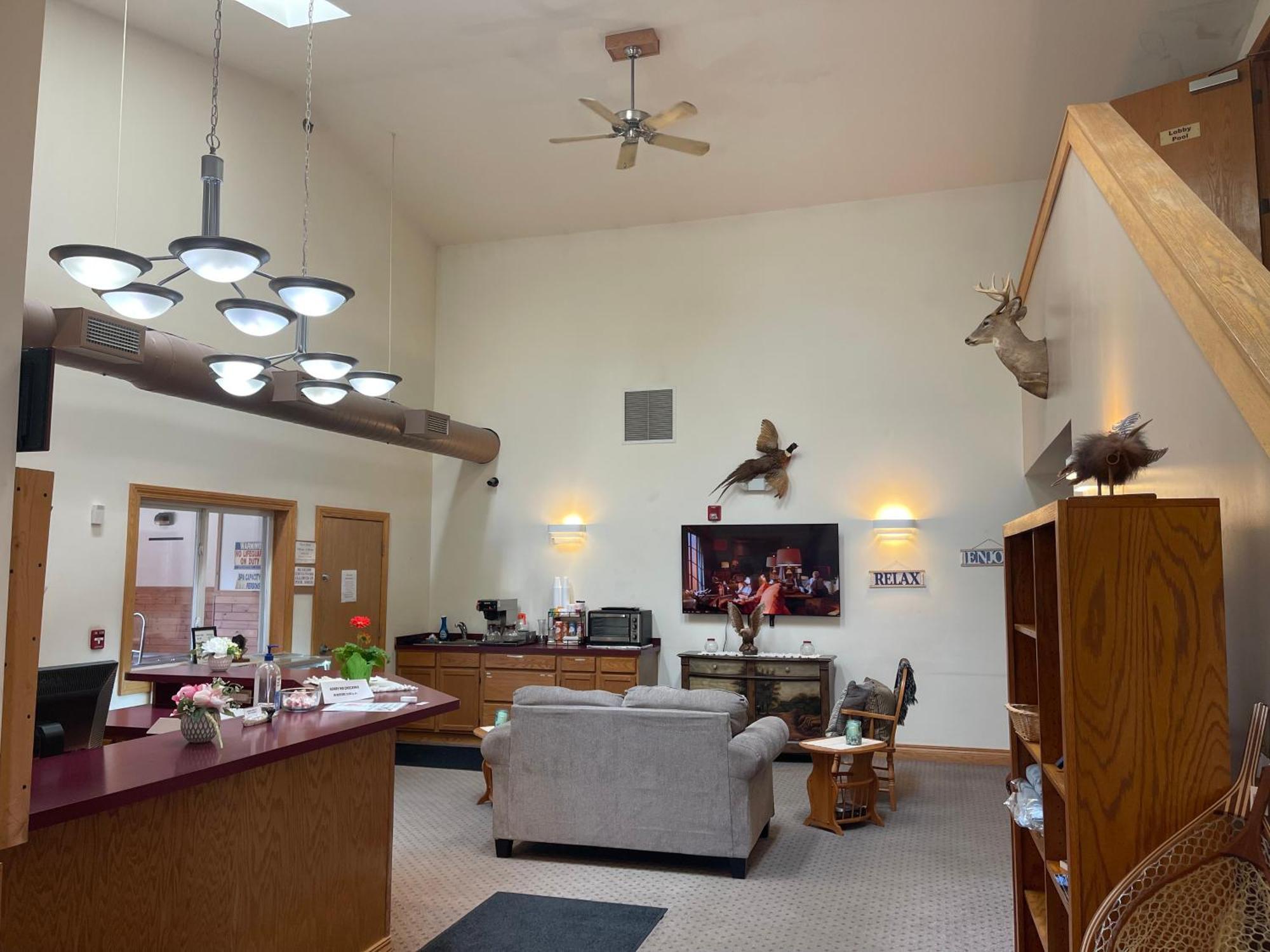 Ausable Valley Inn Mio エクステリア 写真